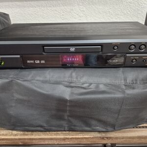 Denon Dvd/cd Player Dvd-1710. Solid Quality Used Tested Working Condition.